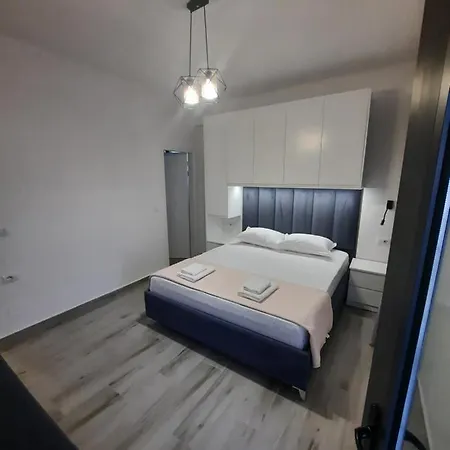 Nora's Pensjonat Saranda