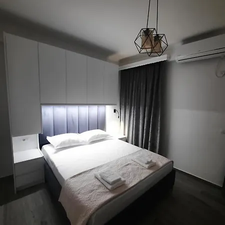 Nora's Pensjonat Saranda