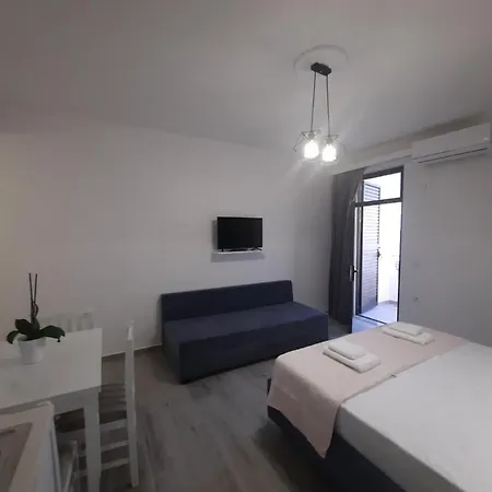 בית הארחה Nora's