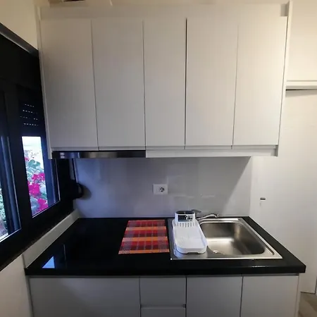 בית הארחה Nora's