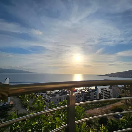 Nora's Sarandë