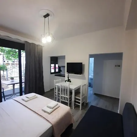 Nora's 3*
