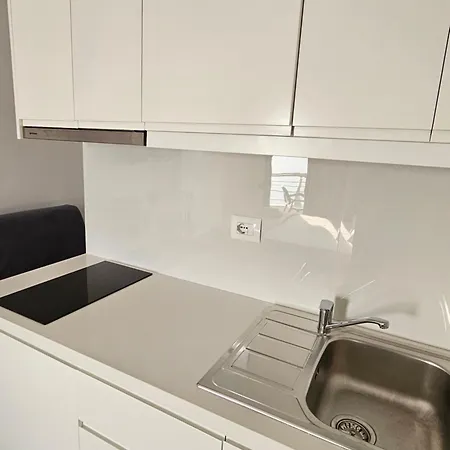 ゲストハウス Nora's 3*