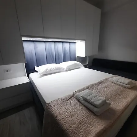 Guest house Nora's Sarande