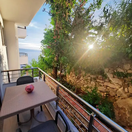 Guest house Nora's Sarande